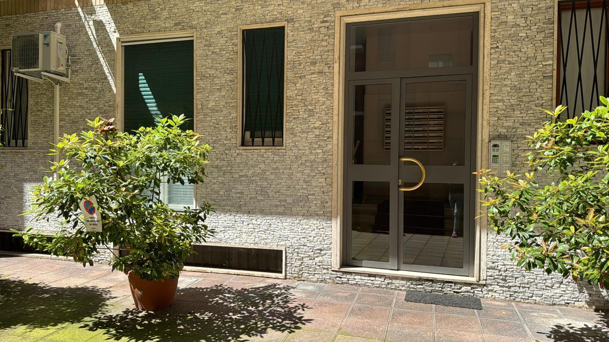 Casa Di Meg Appartamento A Milano Vicino Ai Navigli מראה חיצוני תמונה